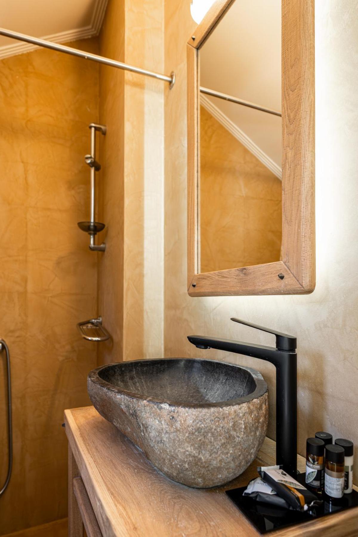 Alkis Guest House By Aegiankazarte Kapotidhes Ngoại thất bức ảnh