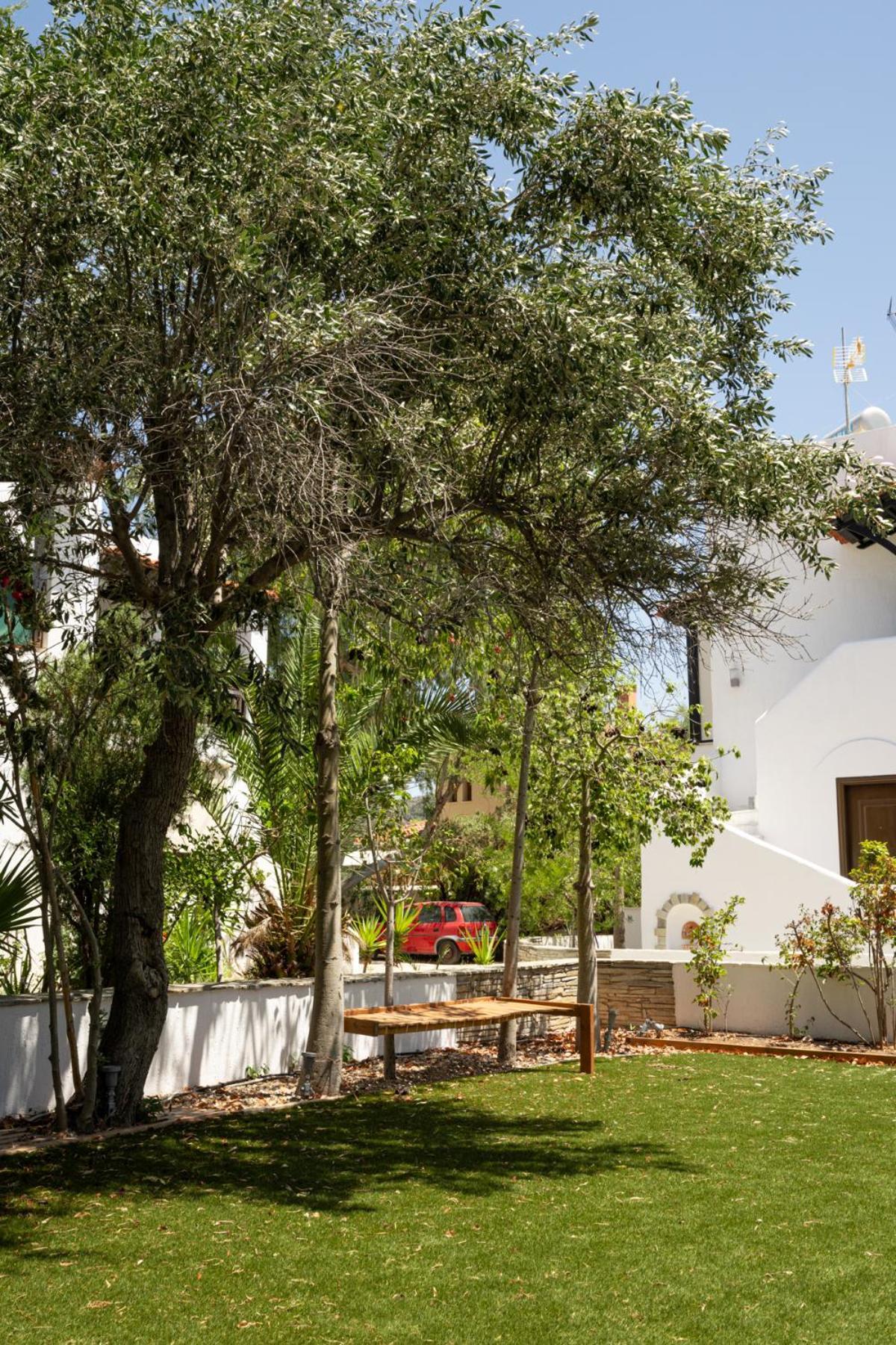 Alkis Guest House By Aegiankazarte Kapotidhes Ngoại thất bức ảnh