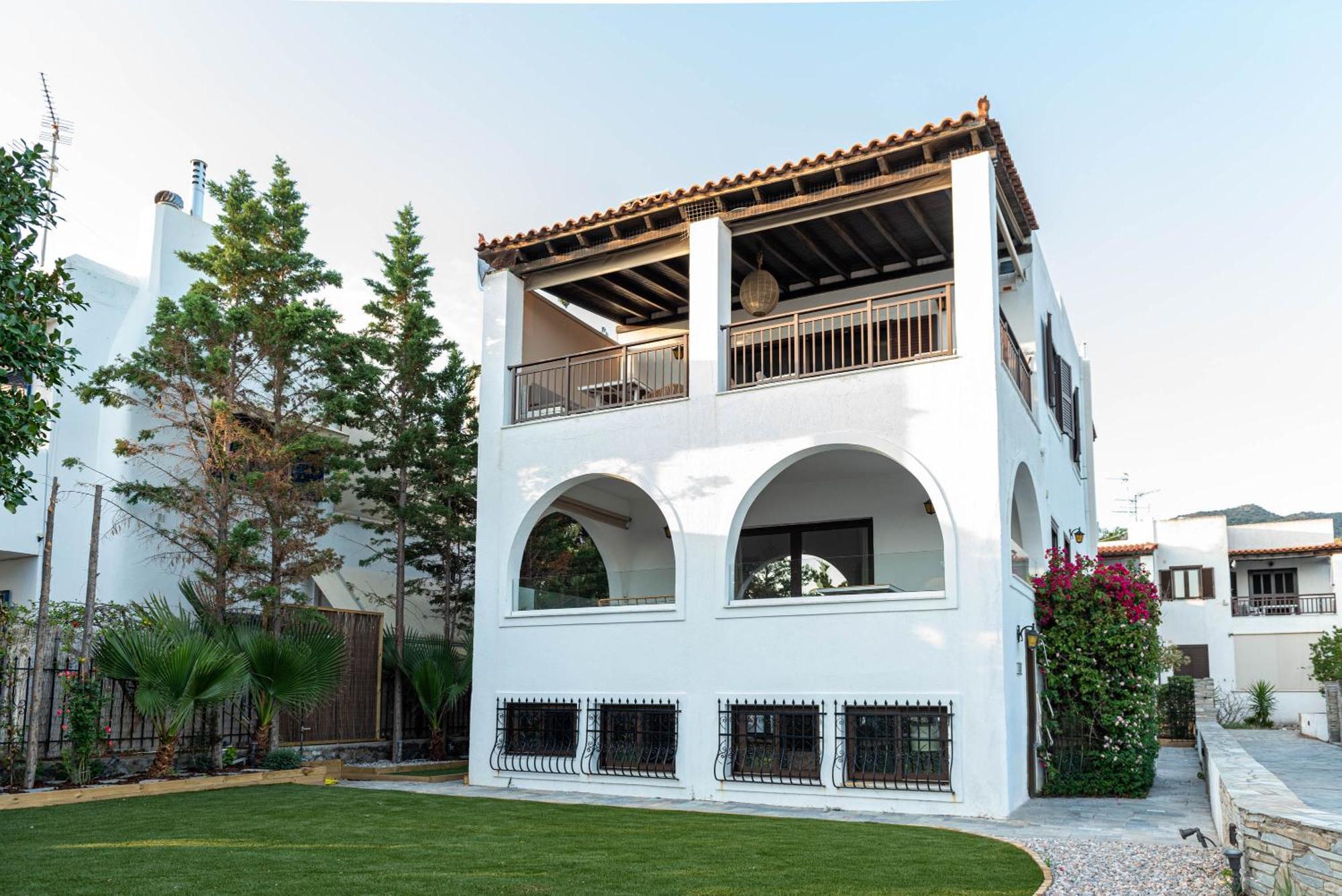 Alkis Guest House By Aegiankazarte Kapotidhes Ngoại thất bức ảnh