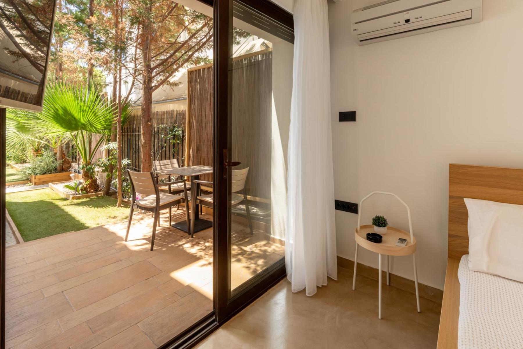 Alkis Guest House By Aegiankazarte Kapotidhes Ngoại thất bức ảnh