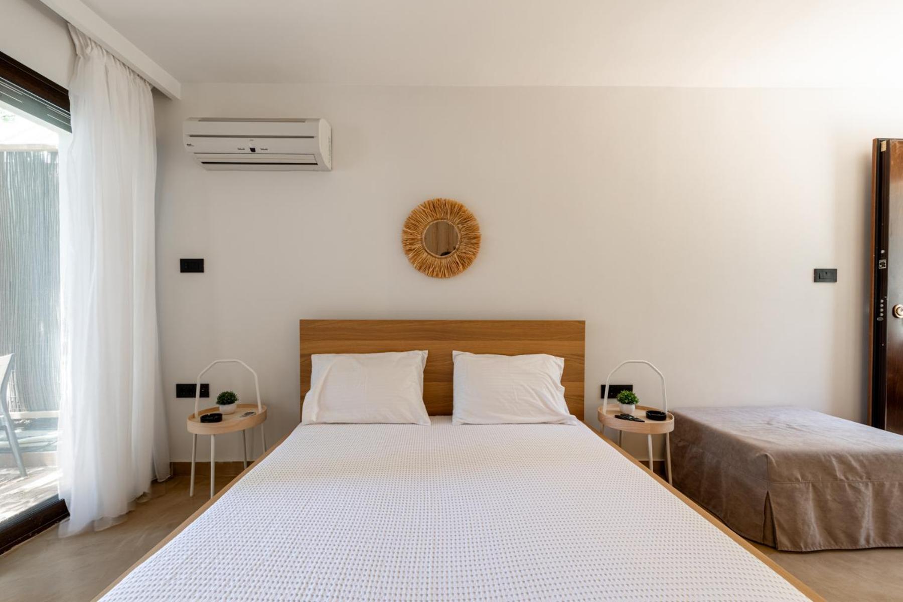 Alkis Guest House By Aegiankazarte Kapotidhes Ngoại thất bức ảnh